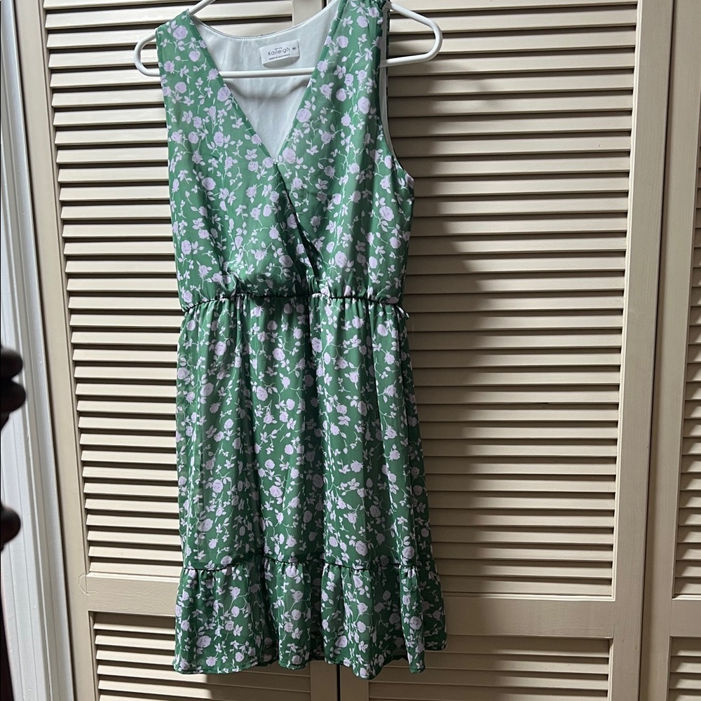 Kaileigh Green Floral Midi Dress